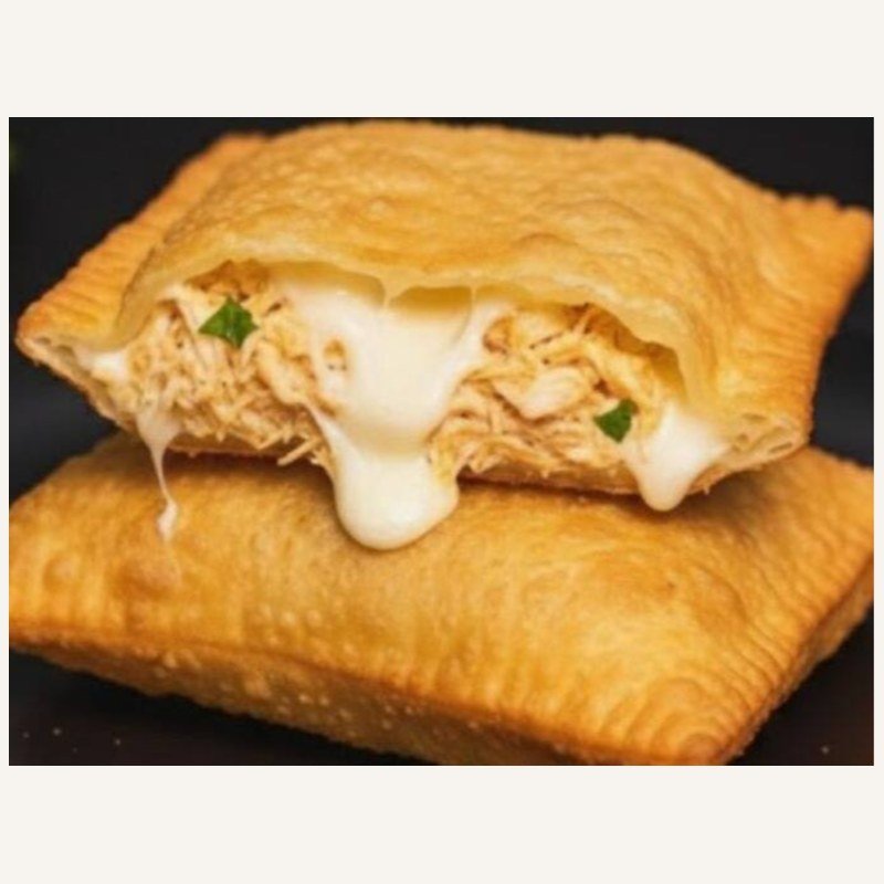 Pastel de Frango C/ Queijo